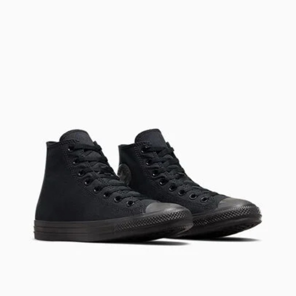 NWT Chuck Taylor All Star Canvas Black Hightop Men size: 8 Women’s size: 9.5